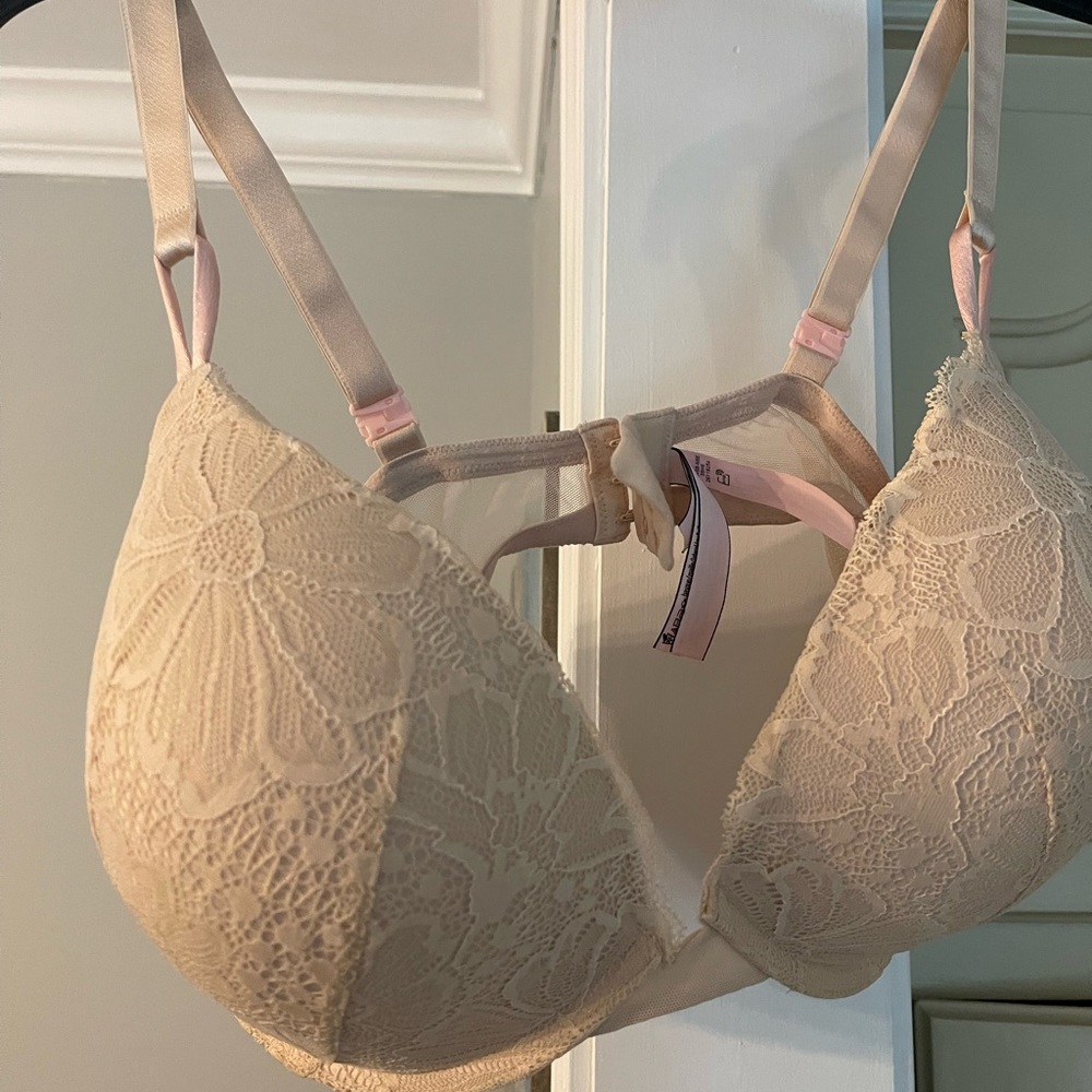 Victoria’s Secret Lace Sexy Tee Push Up Bra